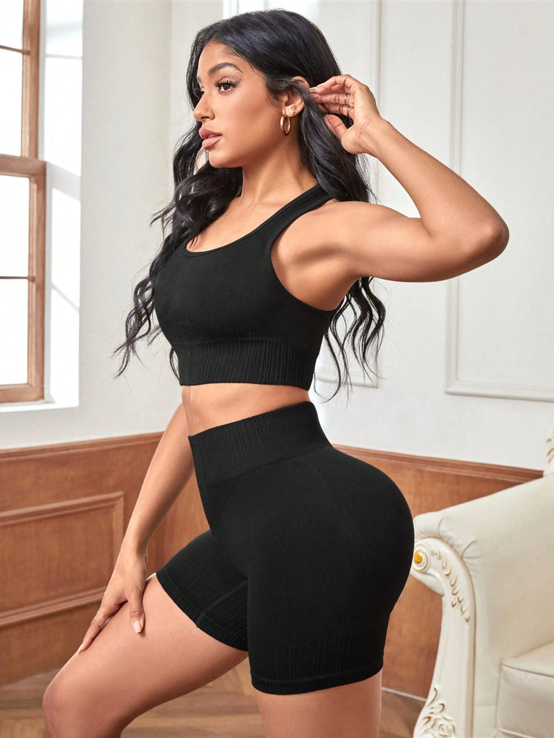 Yoga Basic Women'S Crop Top and Yoga Shorts Sports Set
